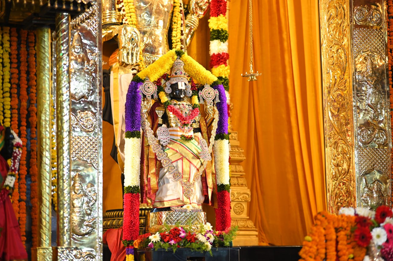 Utsava Murtis with Sri Bada Balaji