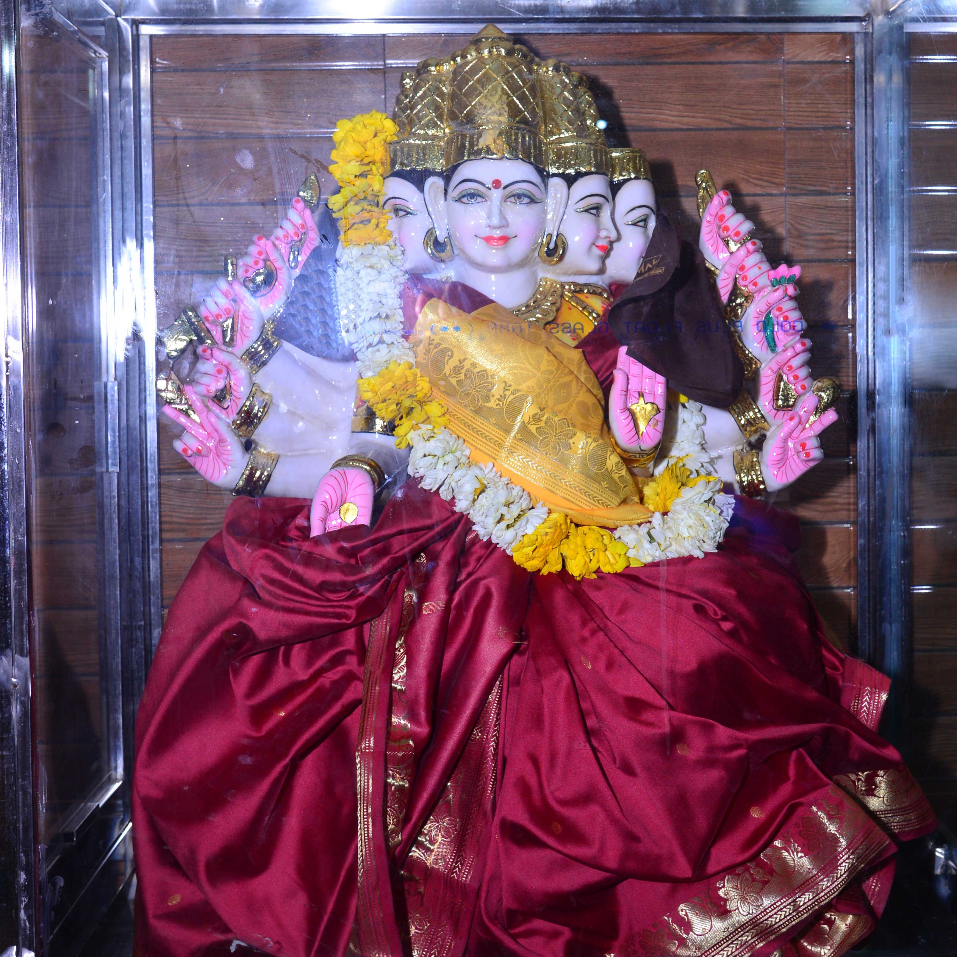 Temple 8